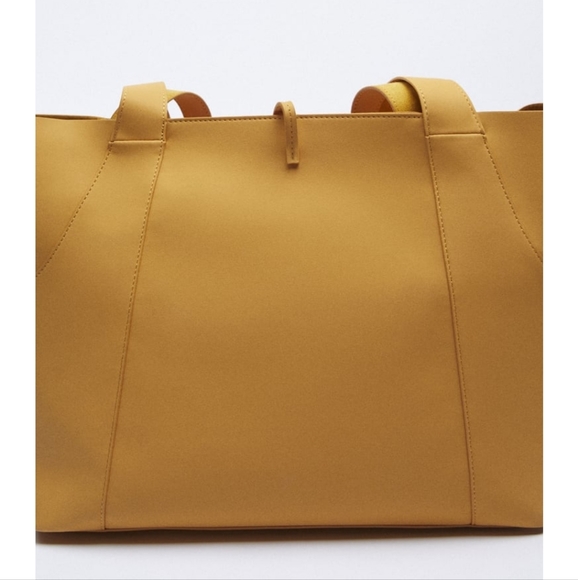 Zara Tote - Picture 3 of 9